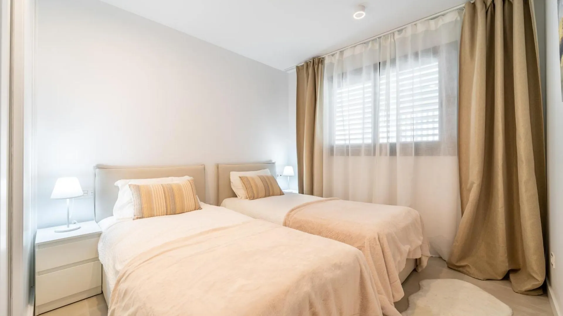Higueron West Property Collection - La Casa Solana By Hwpc フエンヒロラ スペイン